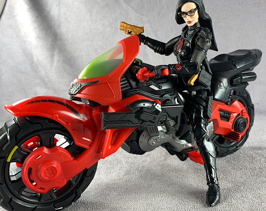 GeneralsJoes Reviews G.I. Joe: Classified Baroness with COBRA C.O.I.L.
